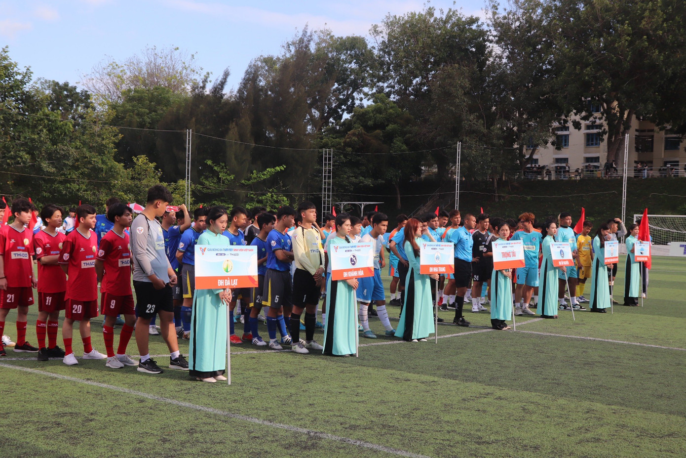 Vòng loại năm nay có sự tranh tài của 6 đội bóng đến từ 4 trường đại học và 2 trường cao đẳng trong khu vực. Vòng loại năm nay có sự tranh tài của 6 đội bóng đến từ 4 trường đại học và 2 trường cao đẳng trong khu vực.