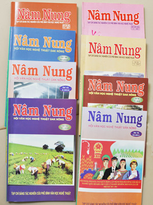Tạp chí Nâm Nung cũng là một nạn nhân