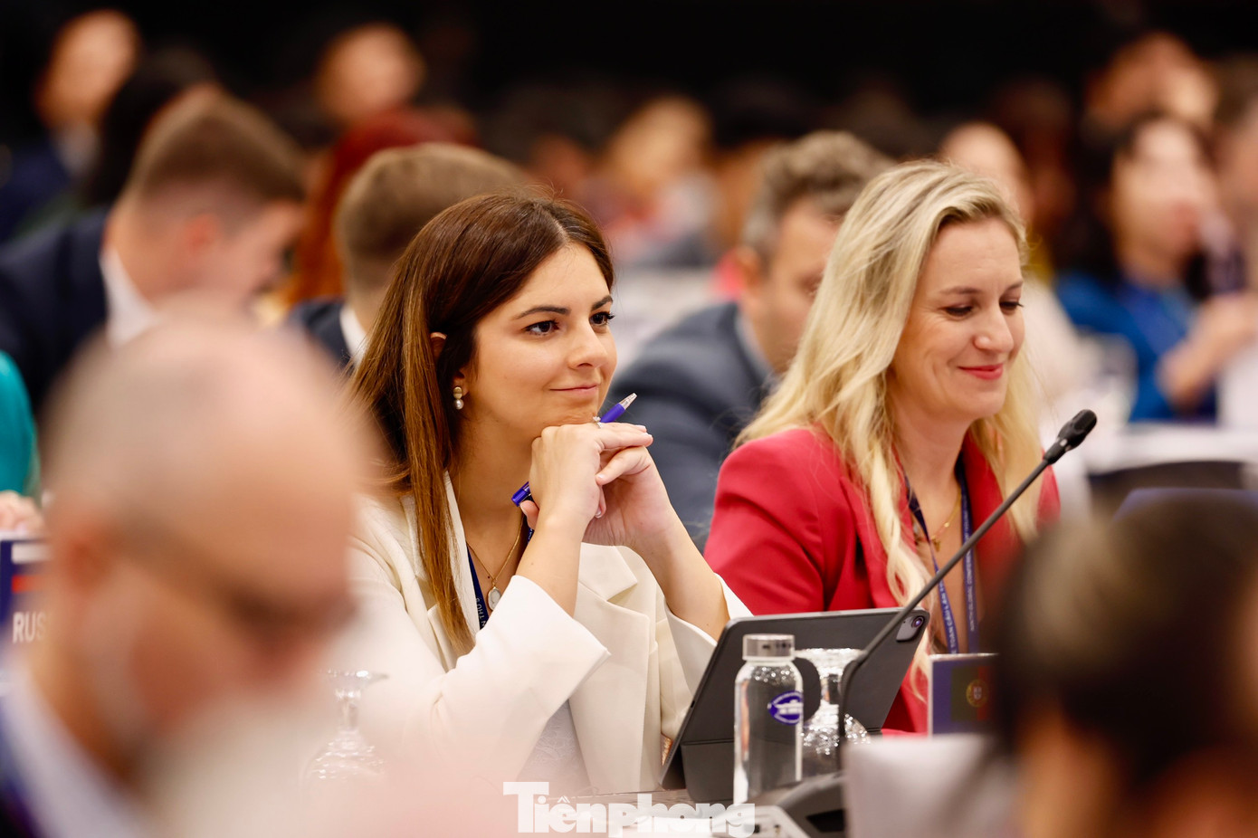 Các đại biểu quốc tế tham dự Hội nghị