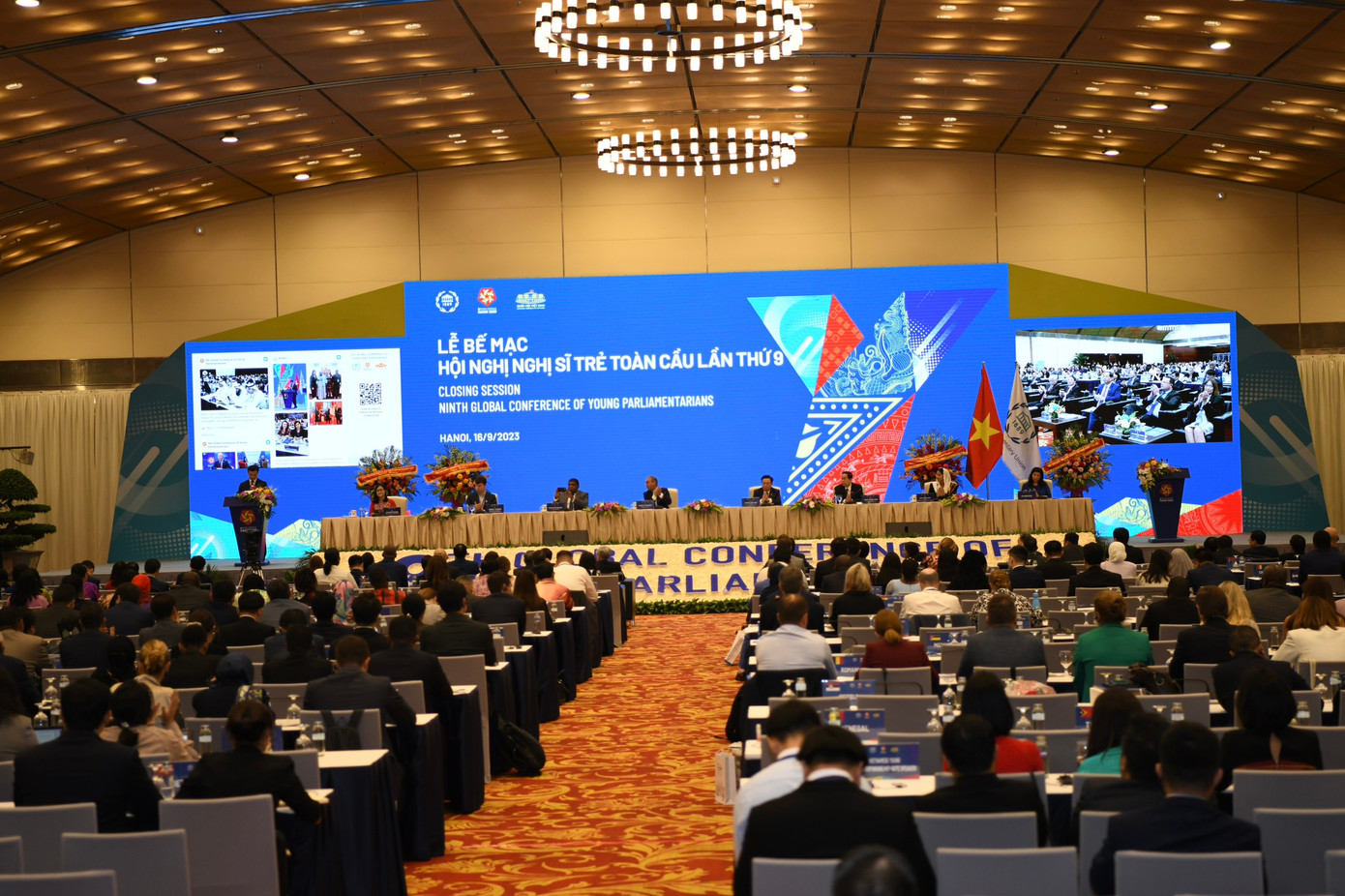 Quang cảnh phiên bế mạc hội nghị. Quang cảnh phiên bế mạc hội nghị.