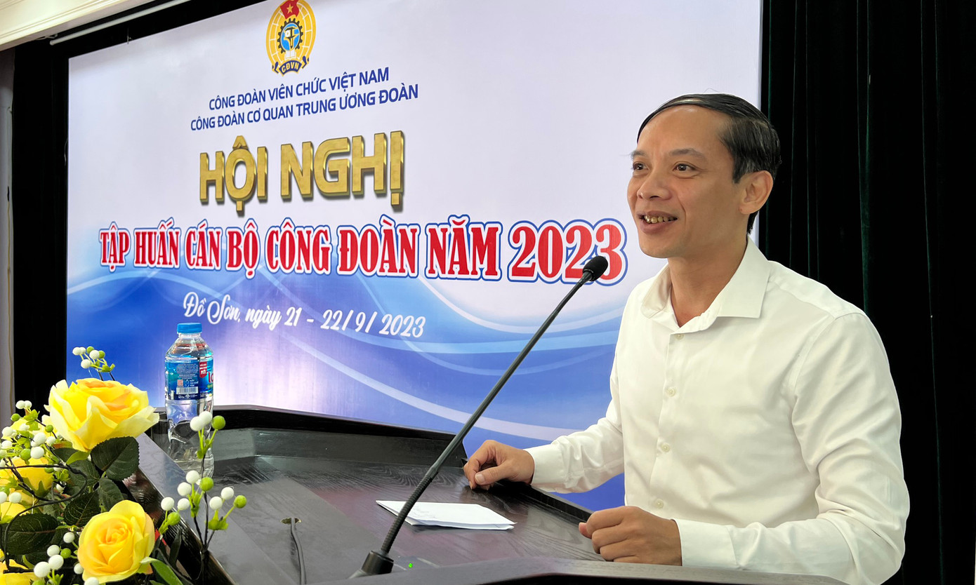 Anh Nguyễn Thanh Tùng phát biểu tại chương trình.