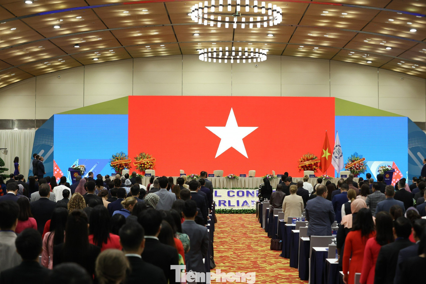 Hội nghị thực hiện nghi lễ chào cờ