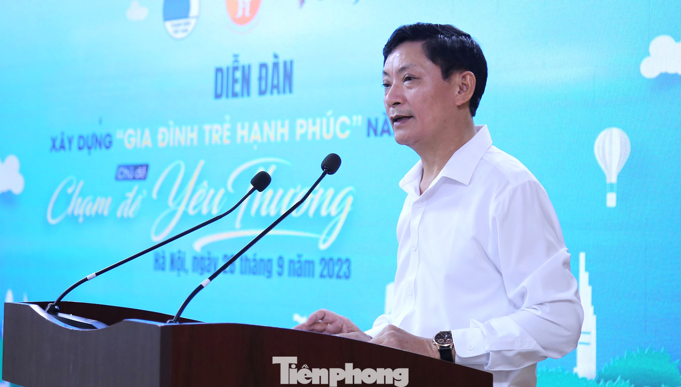 Ông Khuất Văn Quý phát biểu tại chương trình. Ảnh: Lâm Đăng Hải