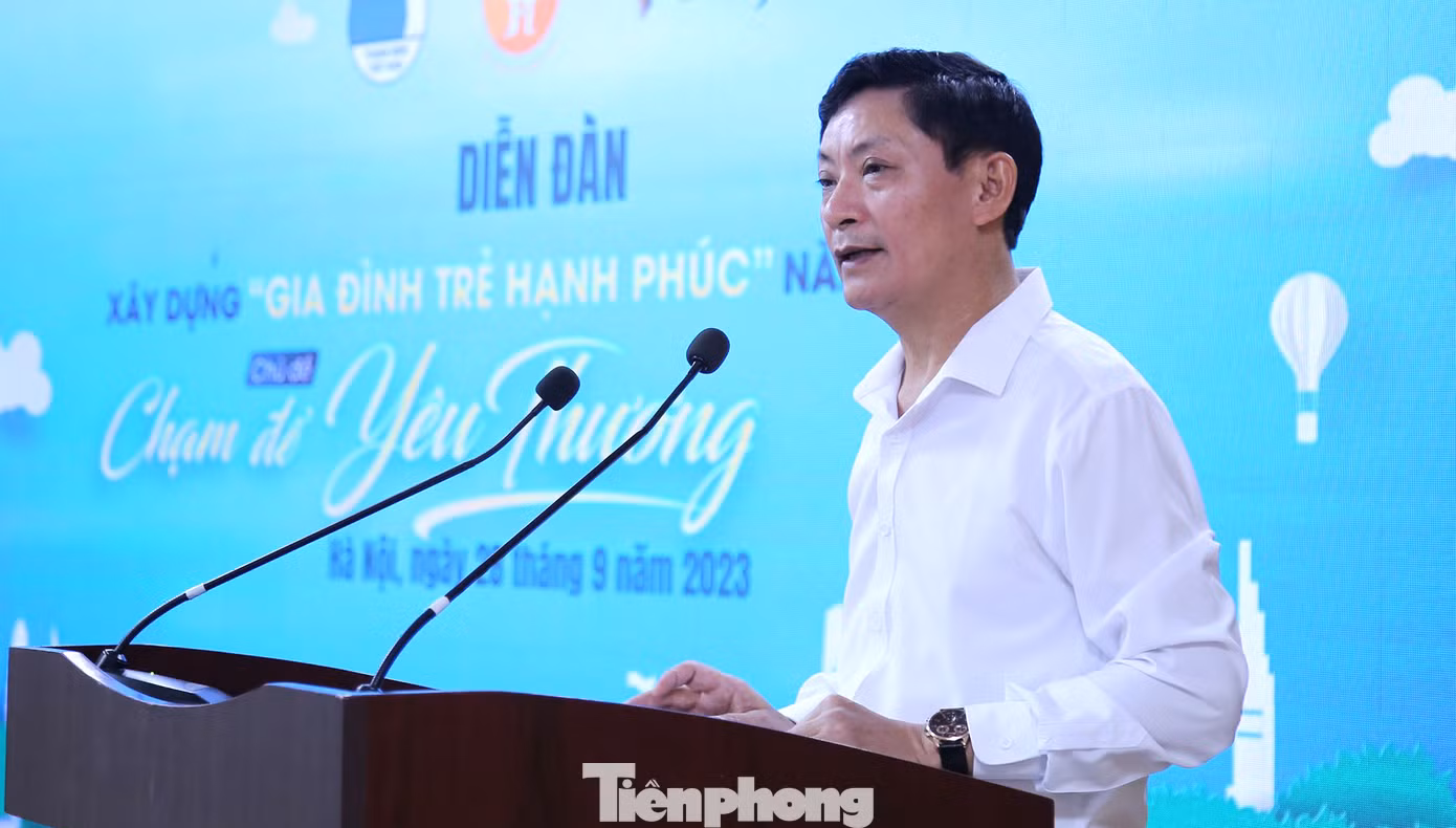 Ông Khuất Văn Quý phát biểu tại chương trình. Ảnh: Lâm Đăng Hải