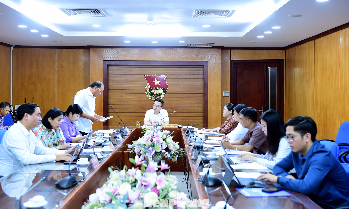 Quang cảnh buổi làm việc giữa đoàn công tác UBQG về Thanh niên Việt Nam với UBND tỉnh Sóc Trăng. Ảnh: Xuân Tùng Quang cảnh buổi làm việc giữa đoàn công tác UBQG về Thanh niên Việt Nam với UBND tỉnh Sóc Trăng. Ảnh: Xuân Tùng