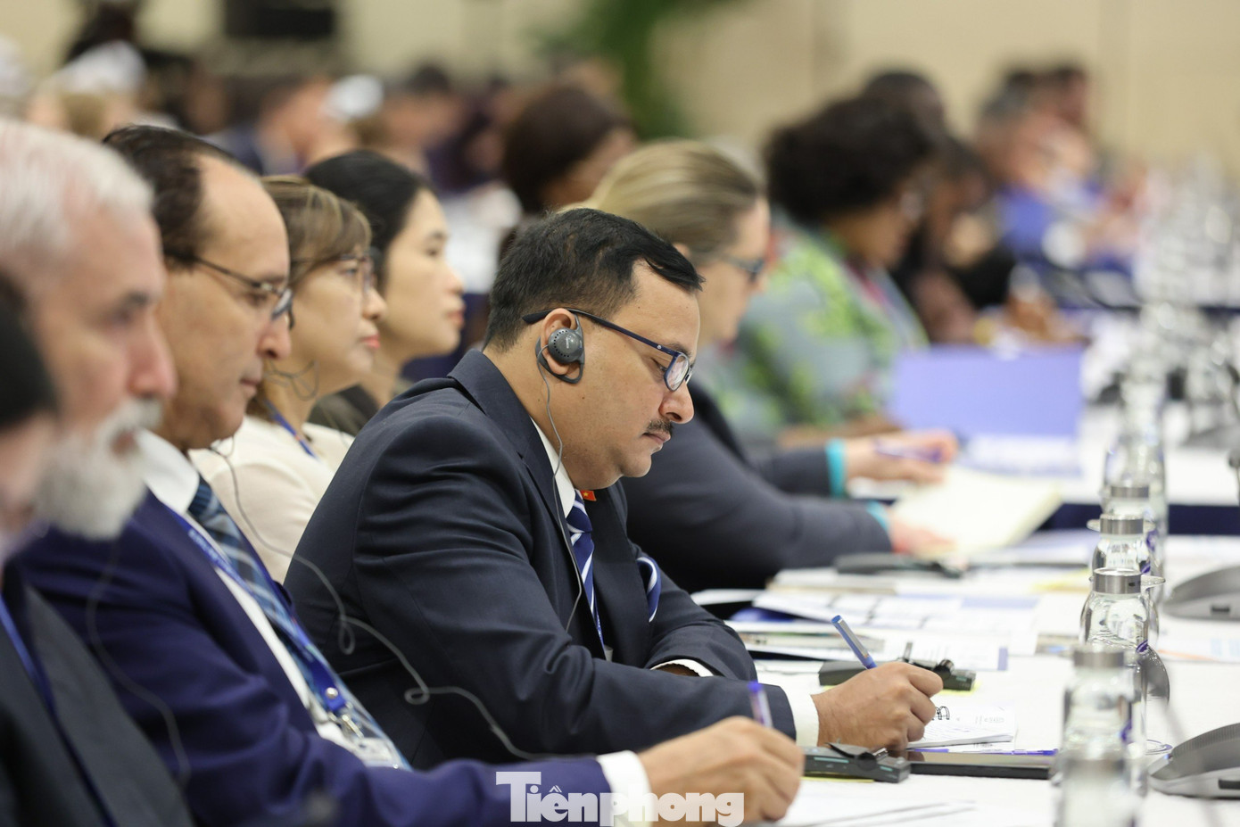 Các đại biểu quốc tế tham dự Hội nghị