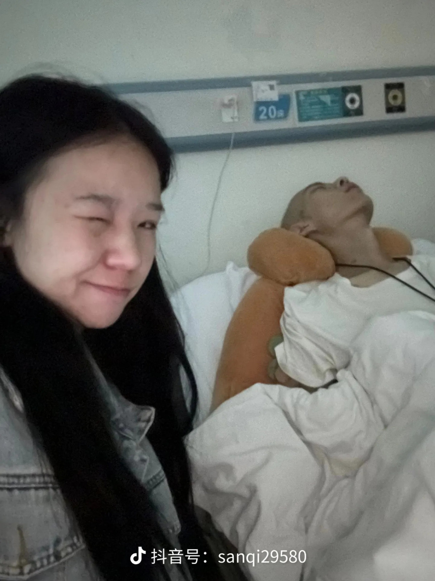 Câu chuyện tình yêu cảm động cứ ngỡ như &quot;ngôn tình ngoài đời thực&quot;. Nguồn: @sanqi29580