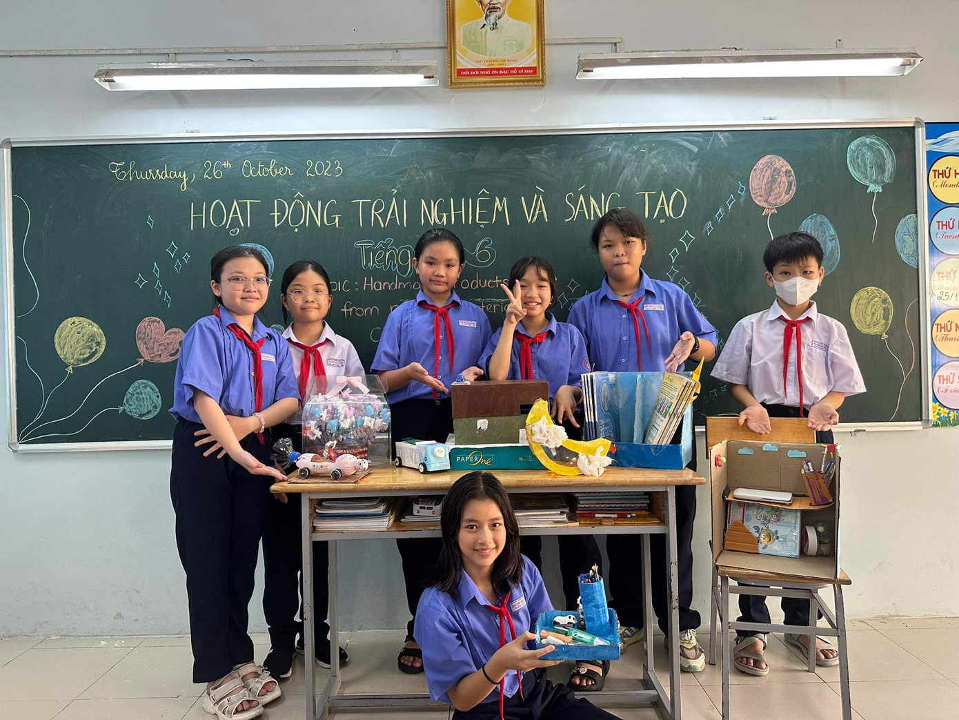 Học sinh trường THCS Nguyễn Văn Luông, Quận 6, TP.HCM. Ảnh: Fanpage nhà trường