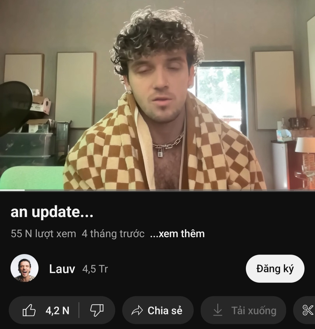 Lauv tâm sự với người hâm mộ về xu hướng tính dục của mình. Lauv tâm sự với người hâm mộ về xu hướng tính dục của mình.