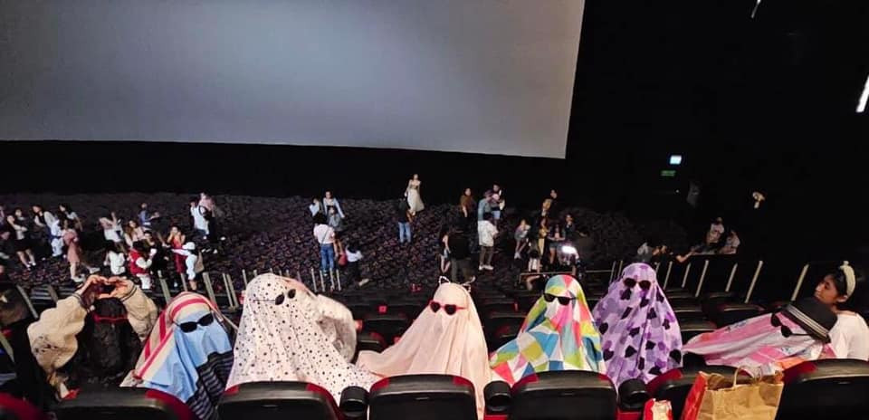 Rủ ngay hội bạn thân đu trang phục này thôi! Rủ ngay hội bạn thân đu trang phục này thôi!