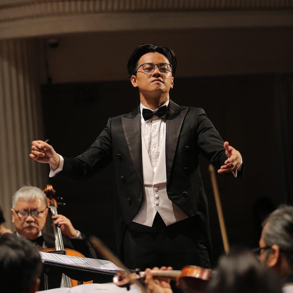 Ngoại hình nam tính, lịch lãm của nhạc trưởng Nhật Minh.