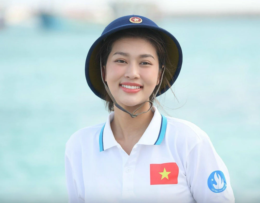 Đại biểu Đoàn Thiên Ân Đại biểu Đoàn Thiên Ân