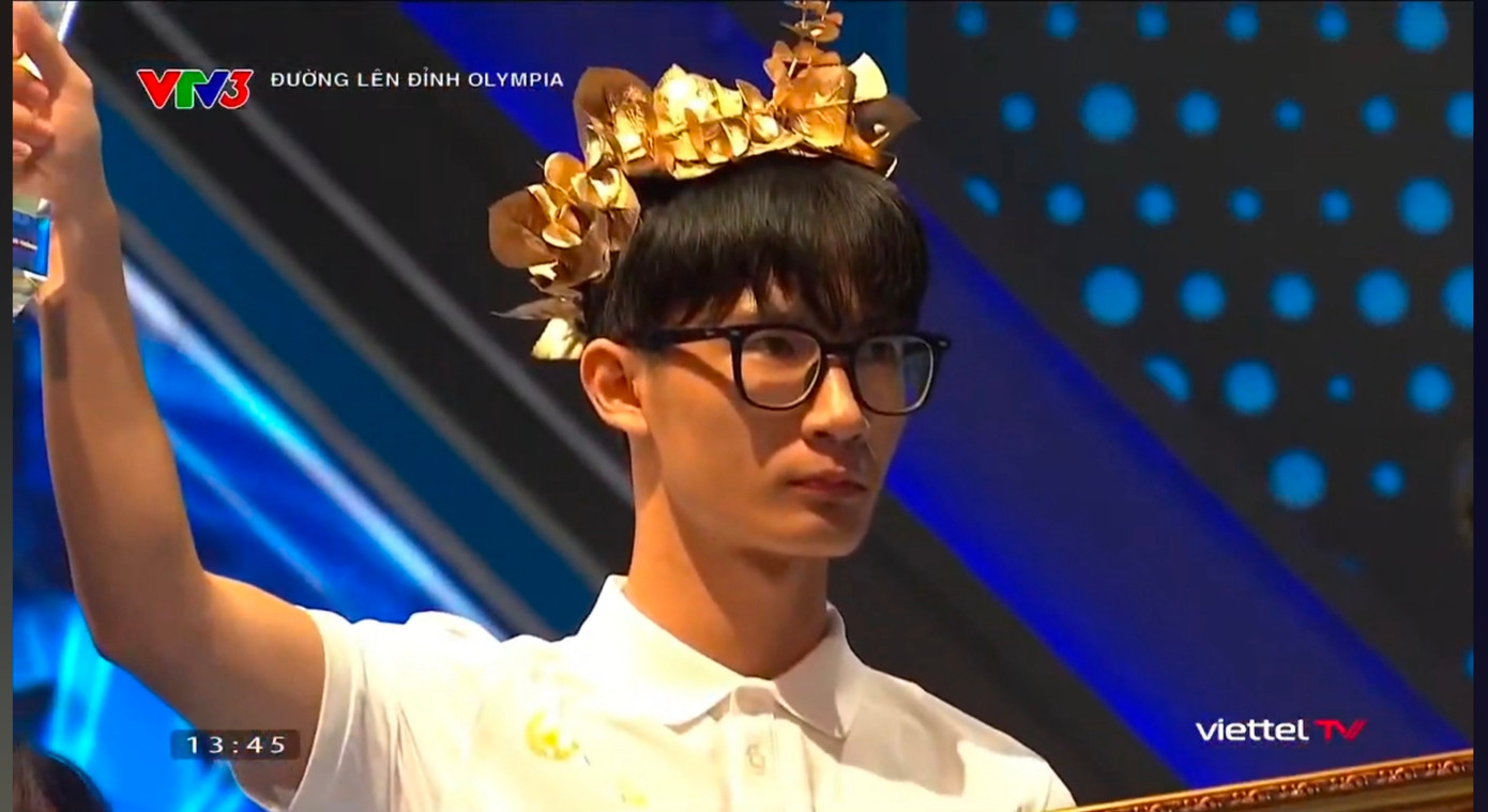 Quang Vinh là thí sinh đầu tiên góp mặt vào cuộc thi Quý 1. Quang Vinh là thí sinh đầu tiên góp mặt vào cuộc thi Quý 1.