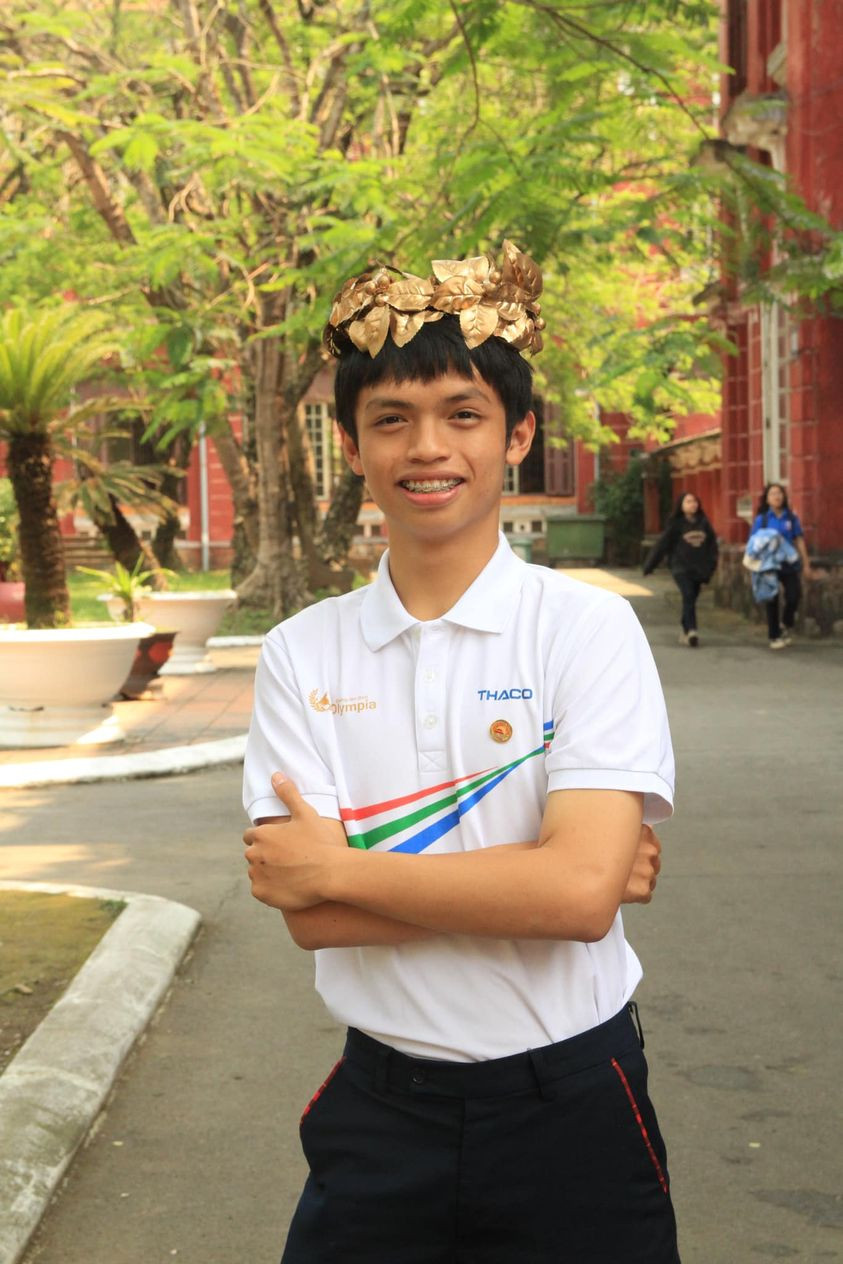 Ảnh: Đoàn trường THPT chuyên Quốc học Huế Ảnh: Đoàn trường THPT chuyên Quốc học Huế