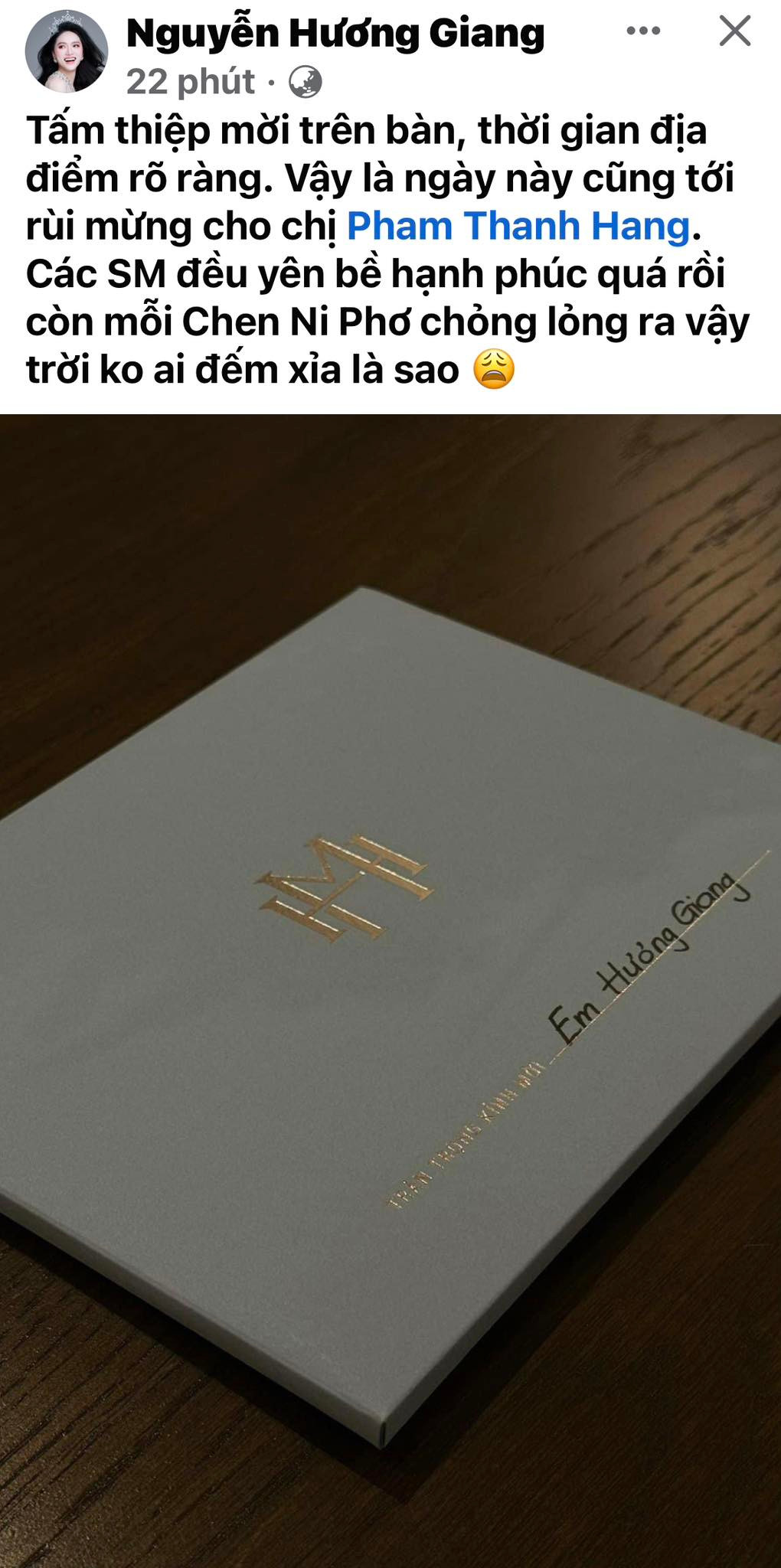 Hoa hậu Hương Giang "hờn dỗi" khi trong dàn super mentor chỉ còn mỗi mình là độc thân.