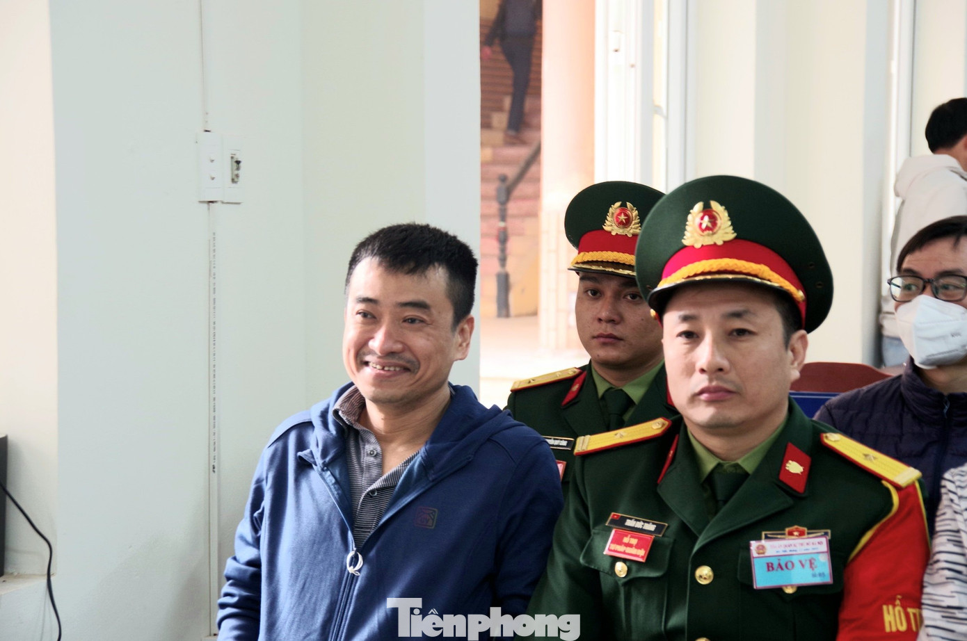 Phan Quốc Việt tại tòa Phan Quốc Việt tại tòa