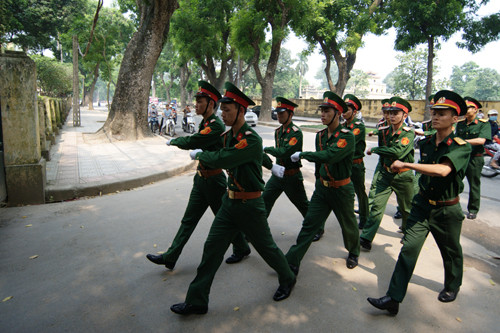 Từ trưa ngày 6/7/2013 lực lượng Tiêu Binh đã có mặt tại số 30 đường Hoàng Diệu để chuẩn bị cho tang lễ