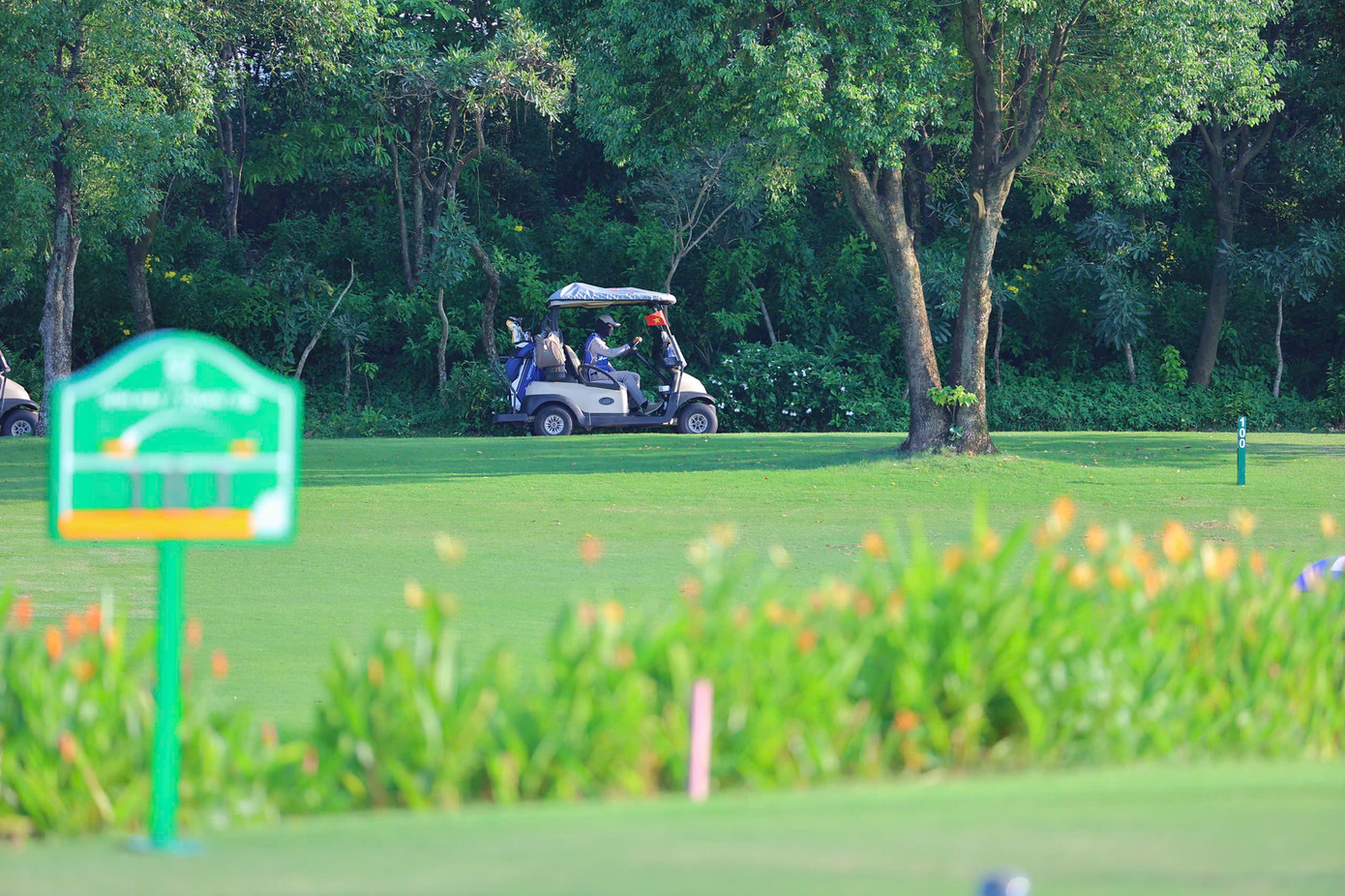 Một ngày giàu cảm xúc của 234 golfer trên sân golf Tân Sơn Nhất ảnh 60 Một ngày giàu cảm xúc của 234 golfer trên sân golf Tân Sơn Nhất ảnh 60