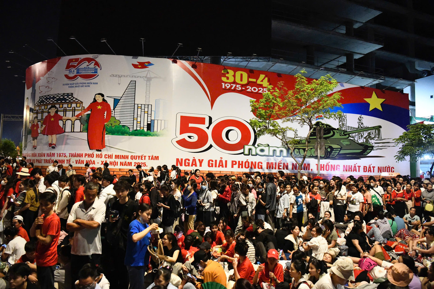 Đại lễ 30/4: Tự hào hai tiếng Việt Nam ảnh 4 Đại lễ 30/4: Tự hào hai tiếng Việt Nam ảnh 4