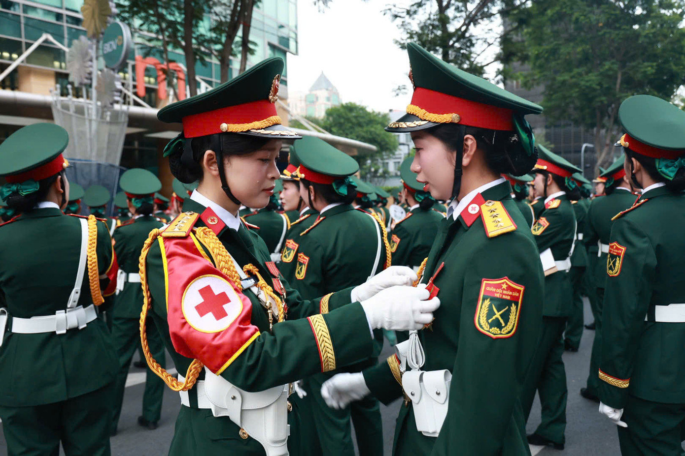 Đại lễ 30/4: Tự hào hai tiếng Việt Nam ảnh 58 Đại lễ 30/4: Tự hào hai tiếng Việt Nam ảnh 58