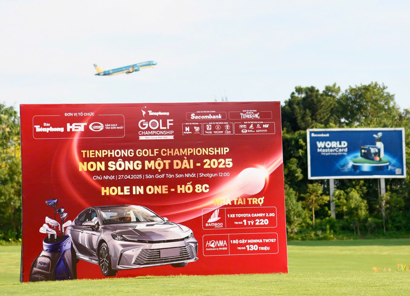 Một ngày giàu cảm xúc của 234 golfer trên sân golf Tân Sơn Nhất ảnh 56 Một ngày giàu cảm xúc của 234 golfer trên sân golf Tân Sơn Nhất ảnh 56