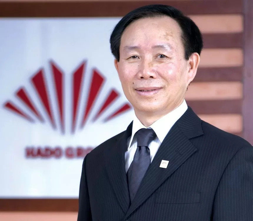 Ông Nguyễn Trọng Thông – người sáng lập và lãnh đạo Công ty Cổ phần Tập đoàn Hà Đô có đơn xin từ nhiệm vì lý do sức khỏe. Ông Nguyễn Trọng Thông – người sáng lập và lãnh đạo Công ty Cổ phần Tập đoàn Hà Đô có đơn xin từ nhiệm vì lý do sức khỏe.