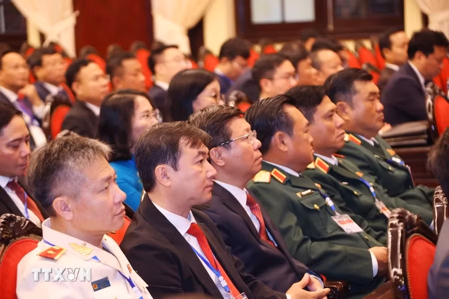 Các cán bộ tham gia Lớp bồi dưỡng, cập nhật kiến thức, kỹ năng đối với cán bộ quy hoạch Ủy viên Trung ương Đảng khóa XIV (Lớp thứ ba). (Ảnh: Văn Điệp/TTXVN)