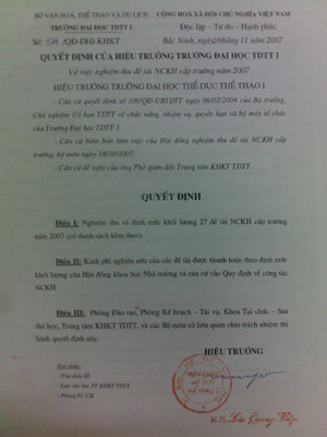 Thêm một quyết định nghiệm thu đề tài (số 574) bản gốc không giống như bản phô tô có trong hồ sơ đề nghị công nhận giáo sư của ông Dương, không hề ghi “chủ nhiệm đề tài: PGS.TS Nguyễn Đại Dương” như bản phô tô. Thêm một quyết định nghiệm thu đề tài (số 574) bản gốc không giống như bản phô tô có trong hồ sơ đề nghị công nhận giáo sư của ông Dương, không hề ghi “chủ nhiệm đề tài: PGS.TS Nguyễn Đại Dương” như bản phô tô