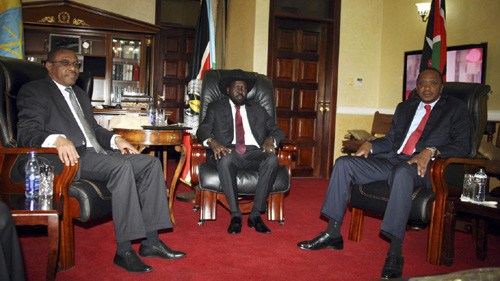 ừ trái sang, Thủ tướng Ethiopia, Tổng thống Nam Sudan và Tổng thống Kenya trước cuộc thảo luận về tình hình bạo lực bùng phát ở Nam Sudan ngày 26/12 tại Juba (Ảnh: Reuters) 