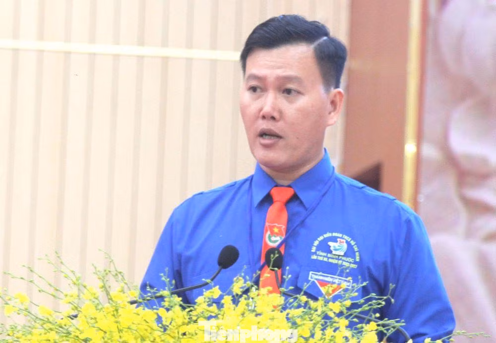 Bí thư Tỉnh Đoàn Bình Phước khóa XII, nhiệm kỳ 2022-2027 Trần Hoàng Trực Bí thư Tỉnh Đoàn Bình Phước khóa XII, nhiệm kỳ 2022-2027 Trần Hoàng Trực