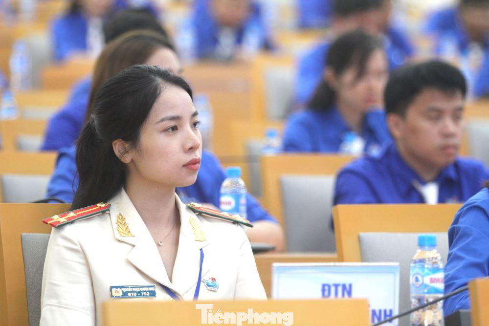 Đại biểu tham dự Đại hội Đại biểu tham dự Đại hội