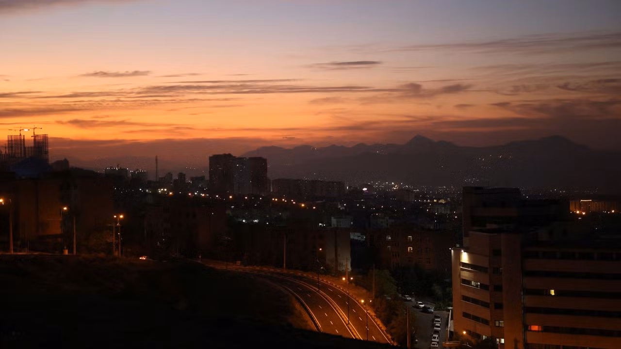 Thủ đô Tehran của Iran sau một số vụ nổ sáng sớm 26/10/2024. Ảnh: Wana News Agency.
