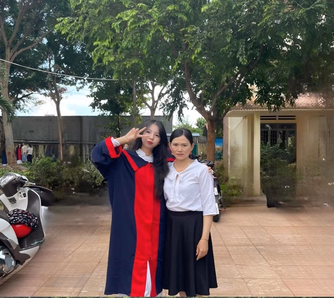 Ba mẹ là nguồn động lực to lớn để Kiều Nhi vươn lên trong học tập. Ba mẹ là nguồn động lực to lớn để Kiều Nhi vươn lên trong học tập.