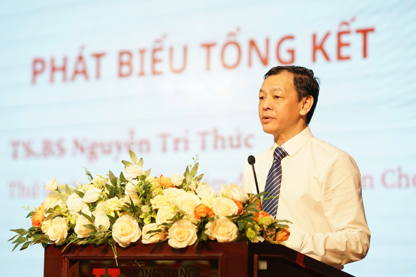 TS. BS Nguyễn Tri Thức chia sẻ tại Hội thảo. (Ảnh: Phạm Nguyễn)