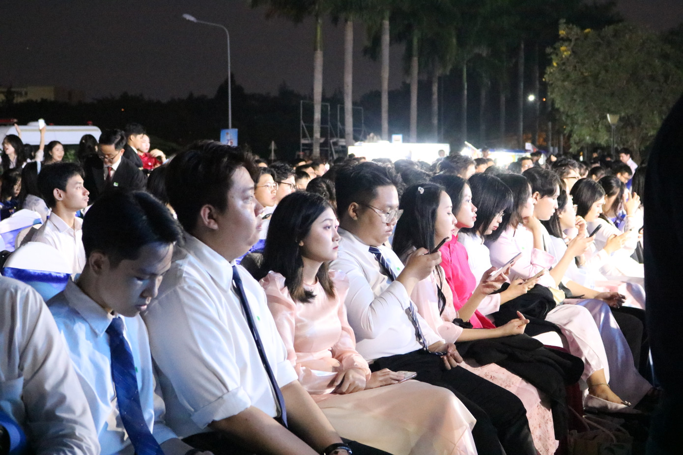 Rất đông sinh viên các trường đại học, cao đẳng trên địa bàn TP. HCM tham dự Lễ kỷ niệm.