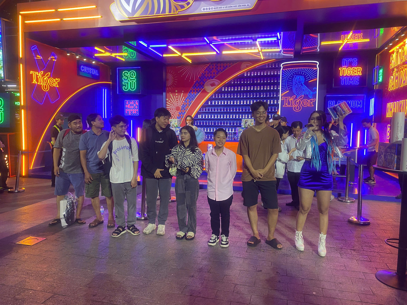 Trước thềm sự kiện âm nhạc chính bắt đầu, các bạn có cơ hội tham gia phần chơi bốc thăm trúng thưởng.