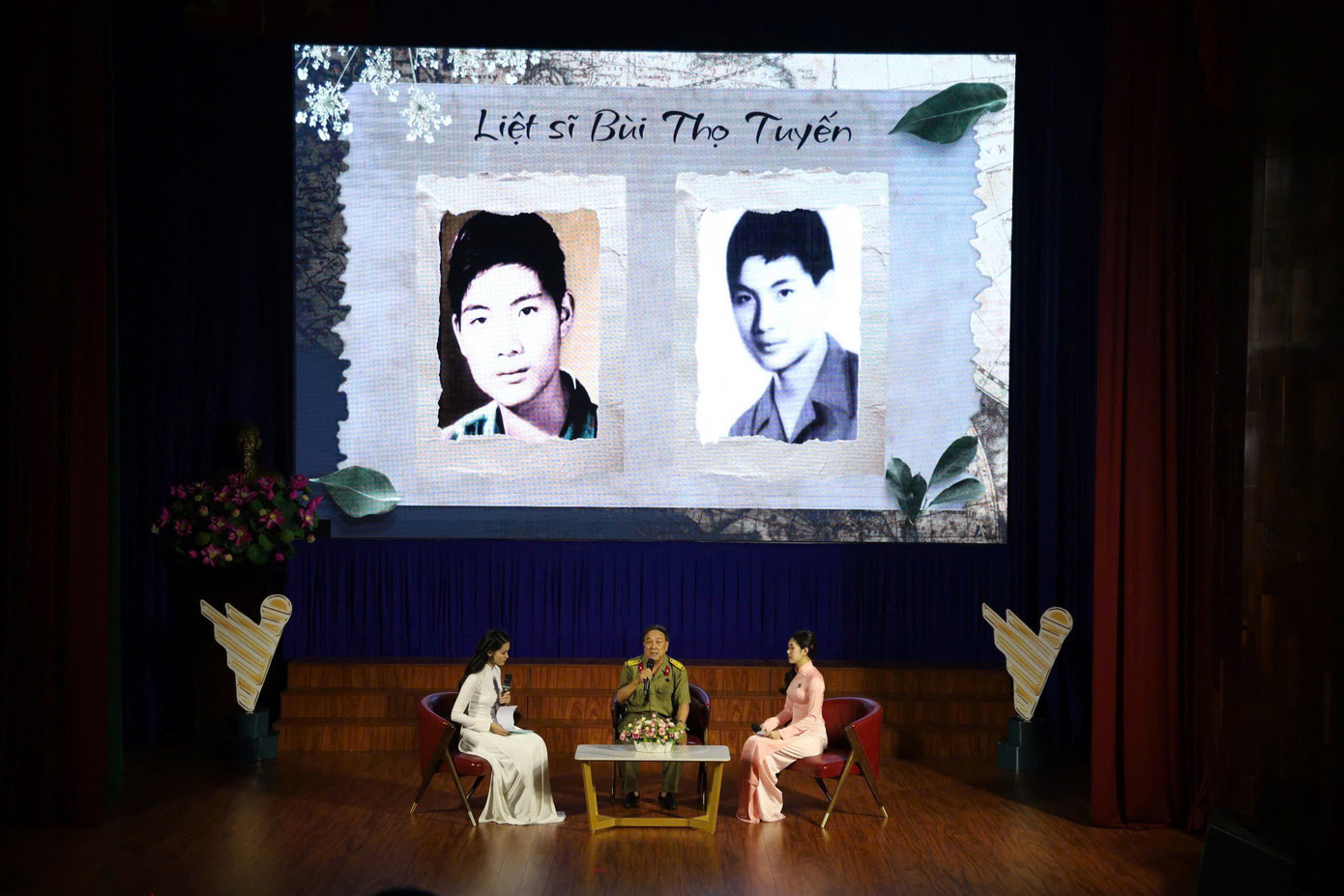 Thiếu tá Trần Kiến Quốc xúc động khi kể về người bạn quá cố của mình.