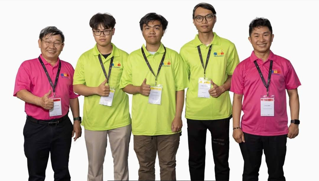 Đội tuyển ‘HCMUS-AtCoder’ chính thức giành suất suất tham dự &apos;ICPC World Finals 2025&apos;. (Ảnh: NT)