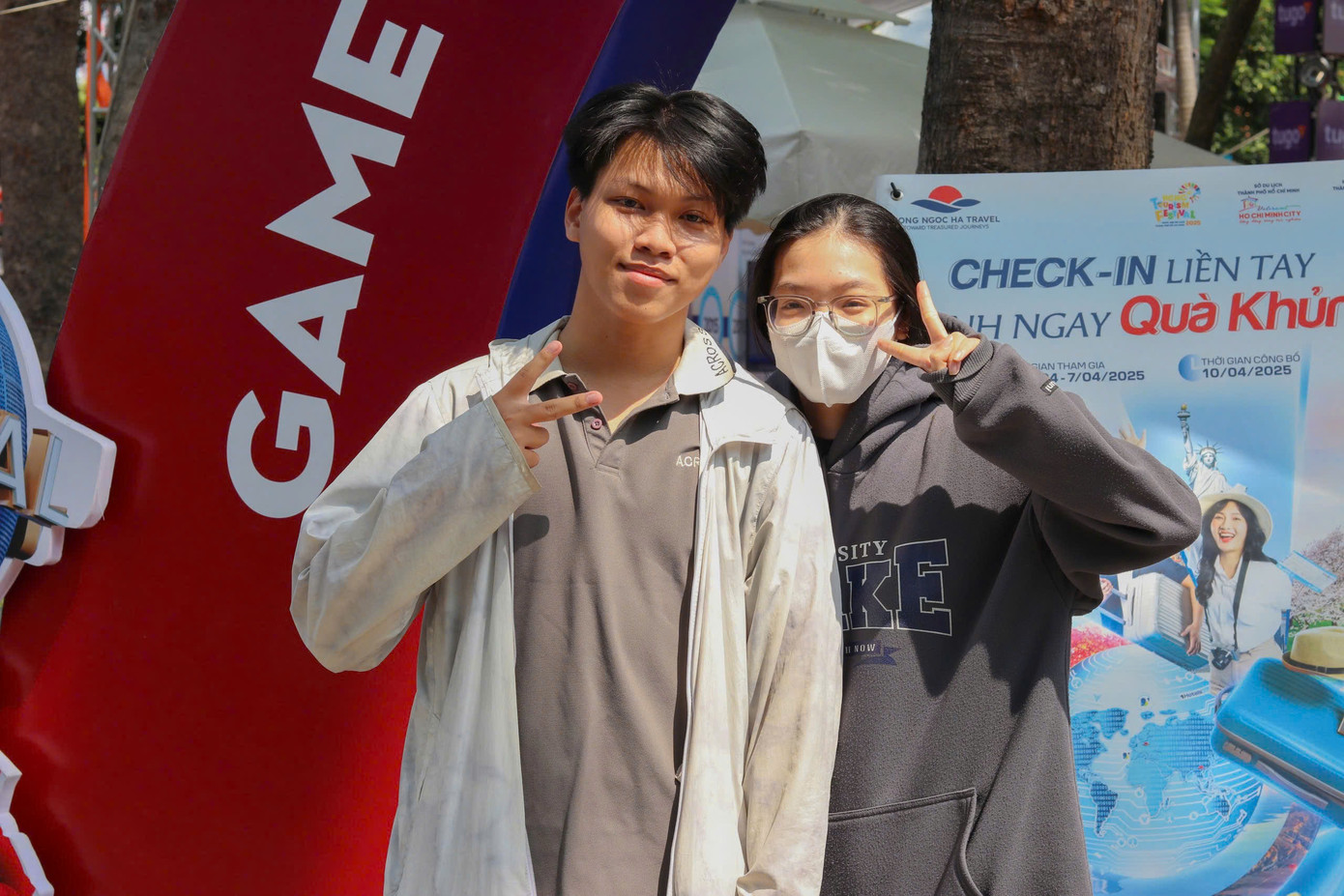 Ngày hội Du lịch TP. HCM còn thu hút sự tham gia của nhiều cặp đôi trẻ.