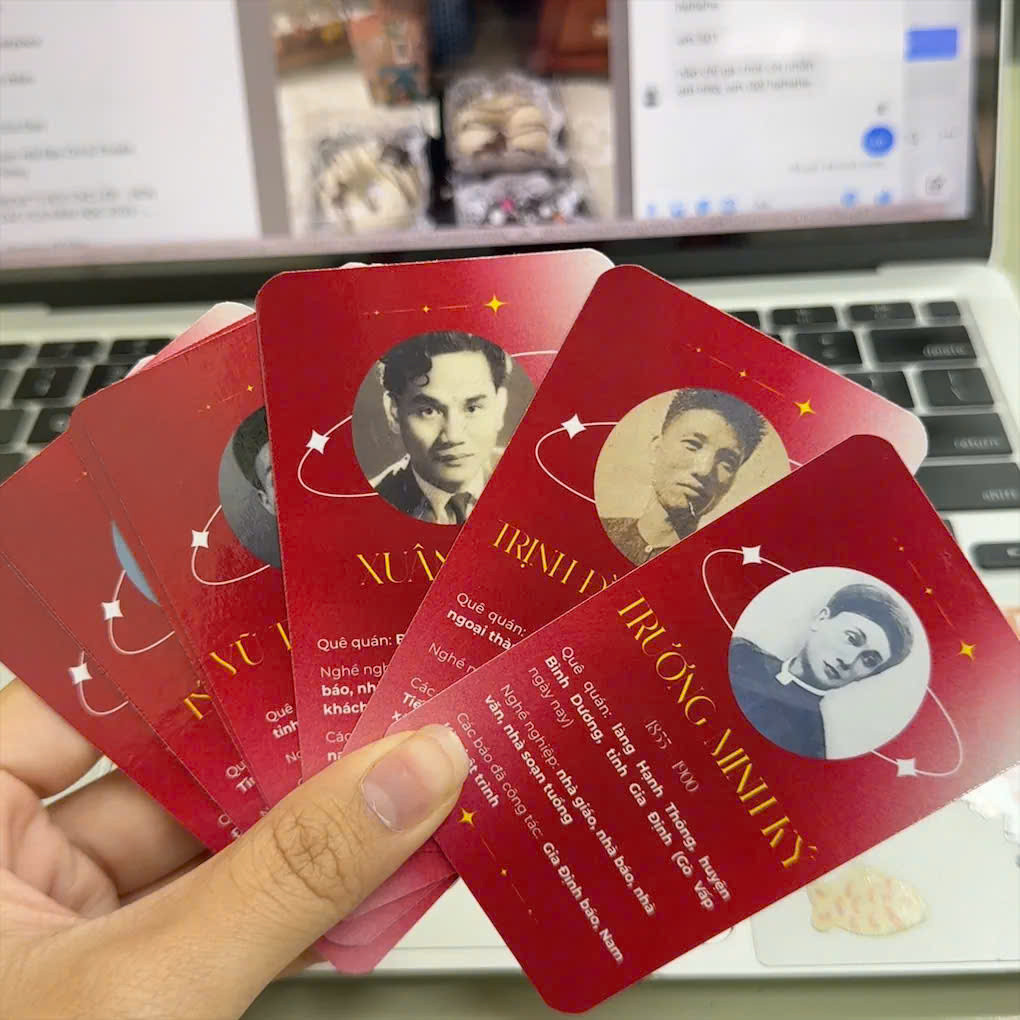 Những tấm card về các nhà báo được đặt tên đường tại TP. HCM do nhóm "Cà chua bi" thực hiện. Những tấm card về các nhà báo được đặt tên đường tại TP. HCM do nhóm "Cà chua bi" thực hiện.