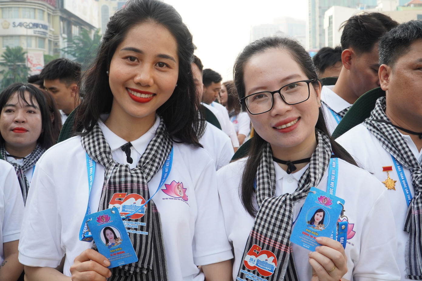 Hai đại biểu đến từ Đoàn đại biểu tỉnh Thái Nguyên.