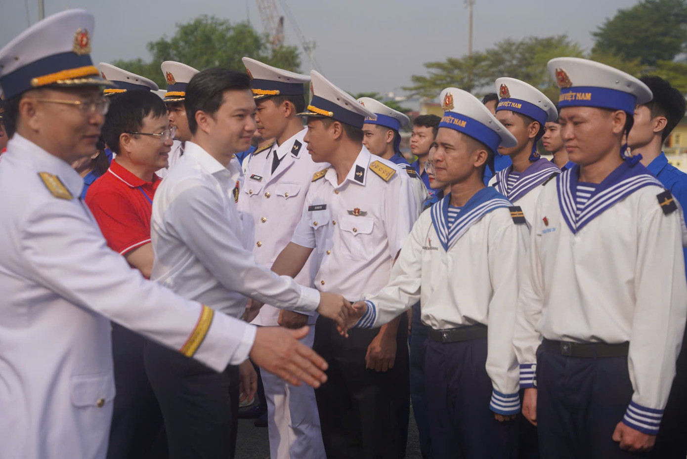 Đoàn trước giờ lên đường. Đoàn trước giờ lên đường.