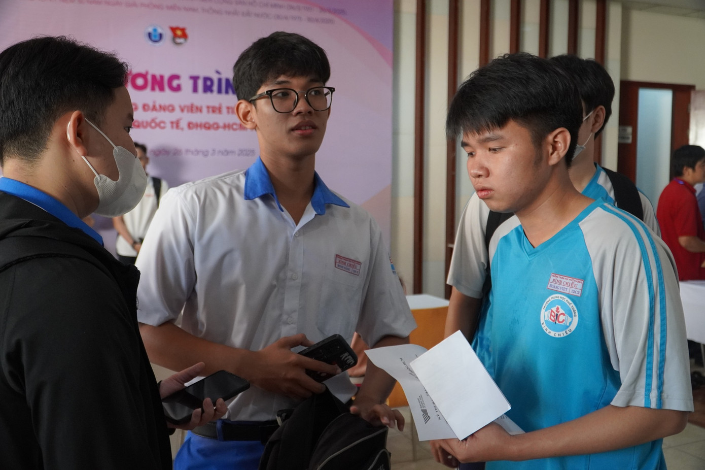 Thí sinh dự thi Kỳ thi Đánh giá năng lực đợt 1, năm 2025 do ĐHQG TP. HCM tổ chức. Thí sinh dự thi Kỳ thi Đánh giá năng lực đợt 1, năm 2025 do ĐHQG TP. HCM tổ chức.