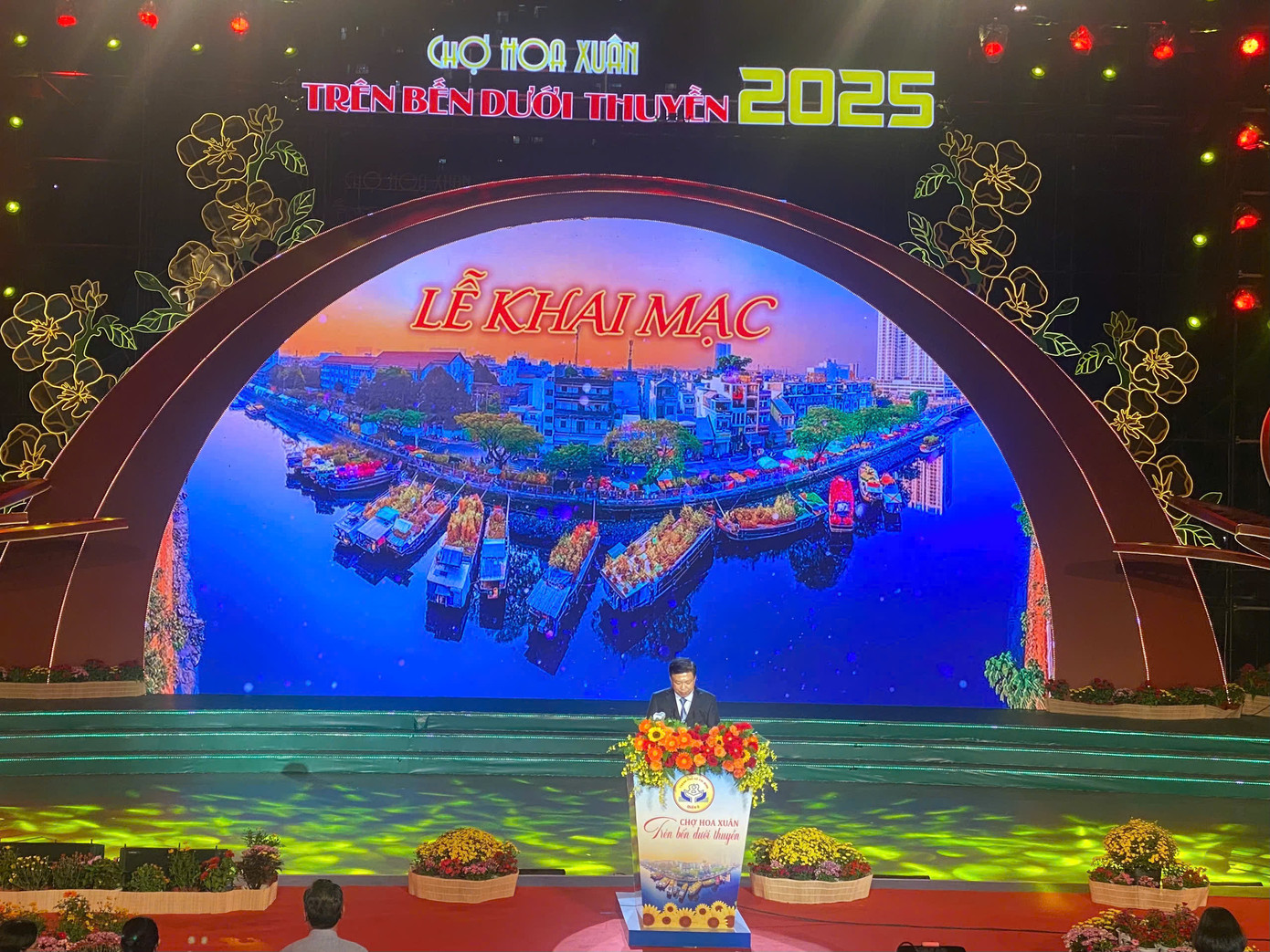 Ông Võ Thành Khả phát biểu tại Lễ khai mạc. Ông Võ Thành Khả phát biểu tại Lễ khai mạc.