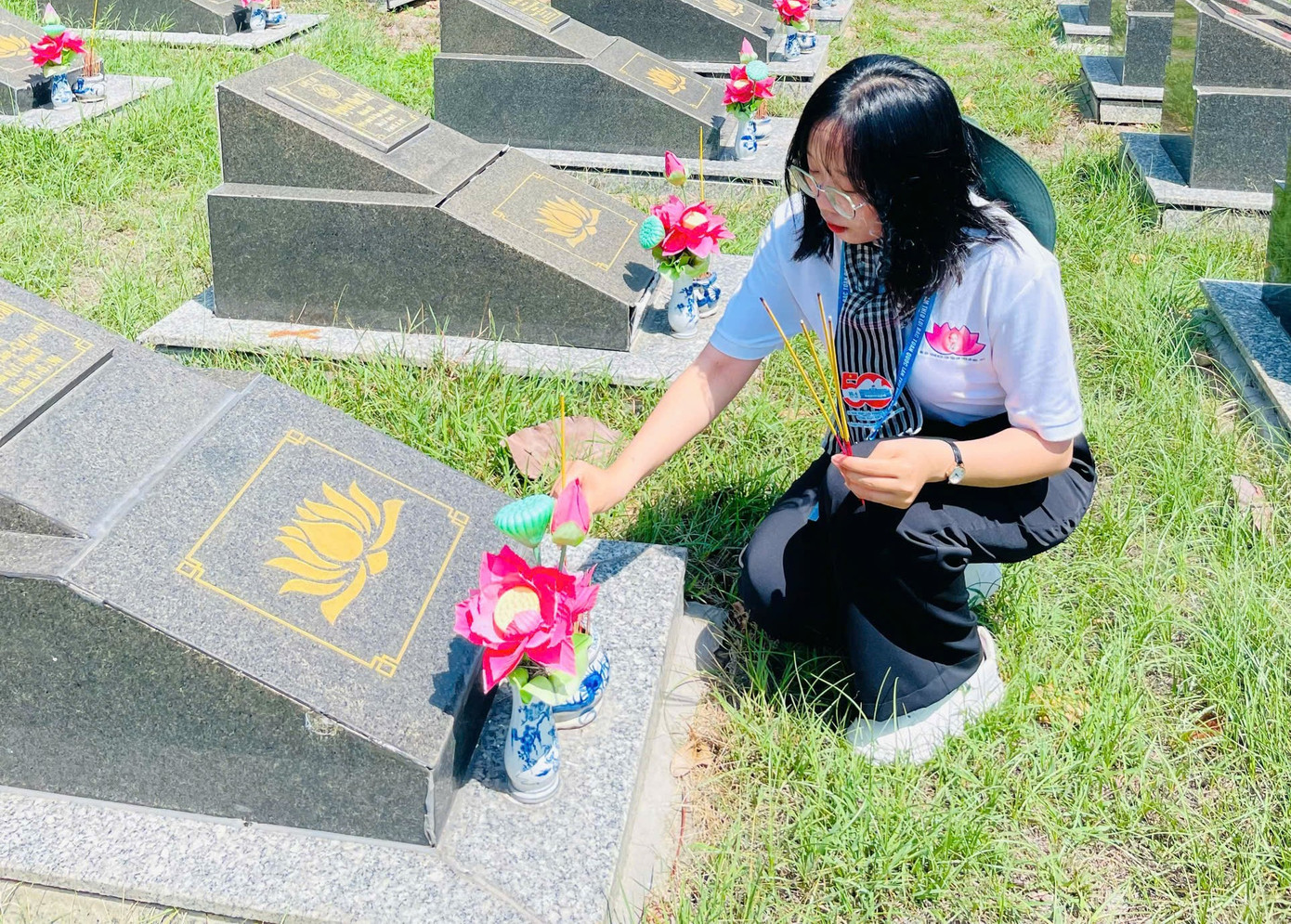 Kim Hảo là một trong những đại biểu 'Thanh niên tiên tiến làm theo lời Bác' toàn quốc, năm 2025. Kim Hảo là một trong những đại biểu 'Thanh niên tiên tiến làm theo lời Bác' toàn quốc, năm 2025.