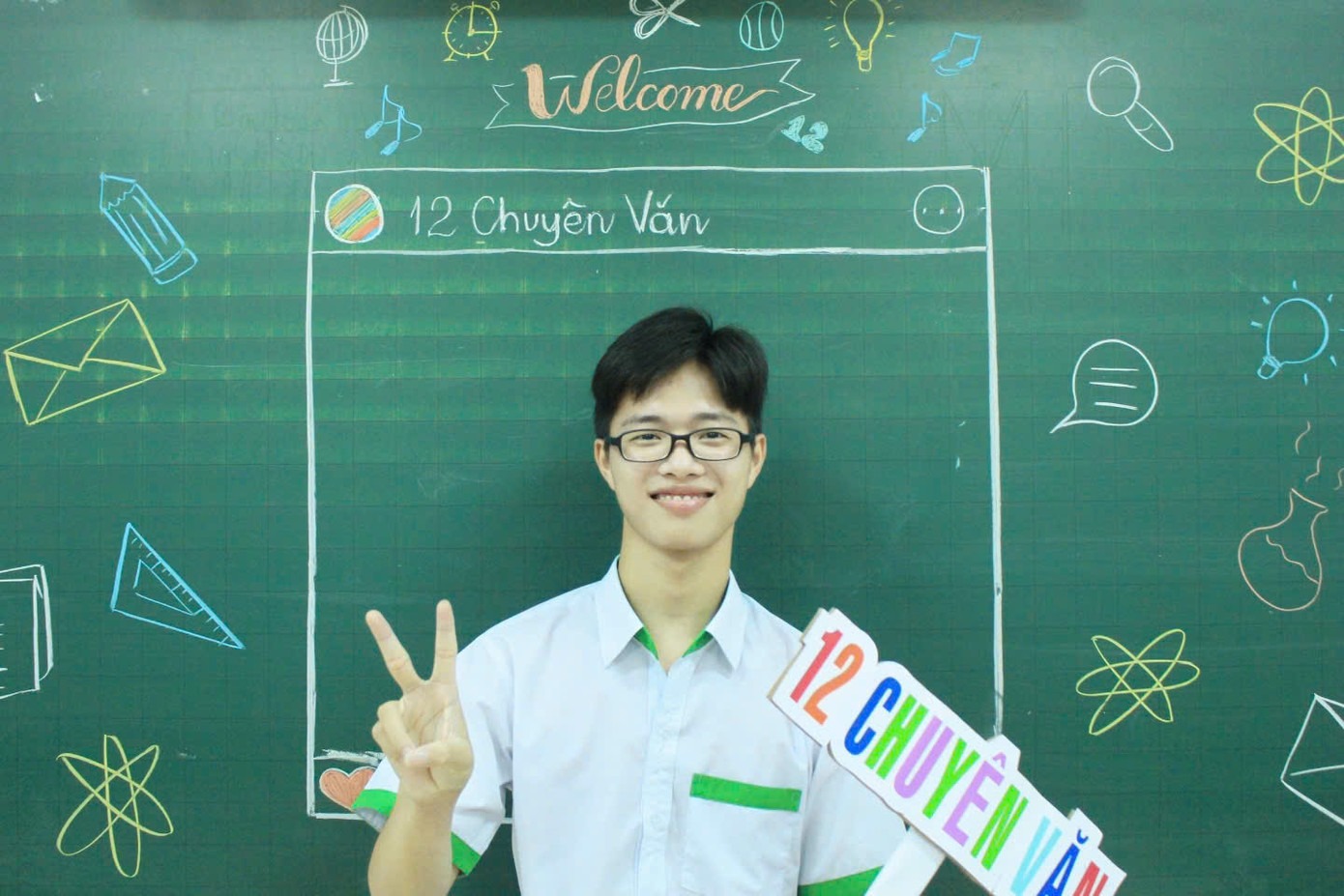 Bình luôn lạc quan vào cuộc sống và luôn vươn lên đạt thành tích cao trong học tập.