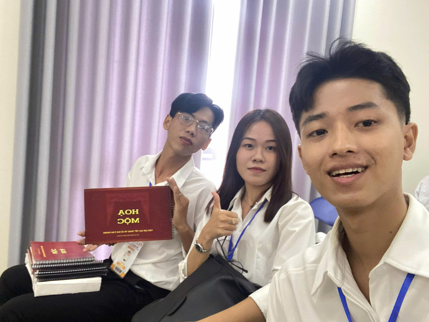 Ba thành viên trong nhóm nghiên cứu. Ba thành viên trong nhóm nghiên cứu.