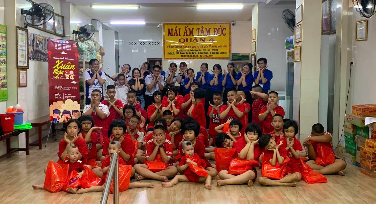 Tiến Đạt tham gia nhiều các hoạt động thiện nguyện.