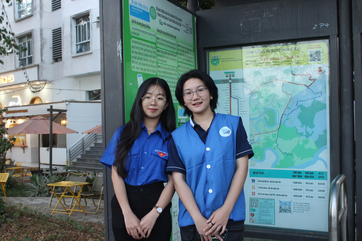 Như Uyên và Minh Phương đã có mặt để hỗ trợ từ 5 giờ 30 sáng. Như Uyên và Minh Phương đã có mặt để hỗ trợ từ 5 giờ 30 sáng.