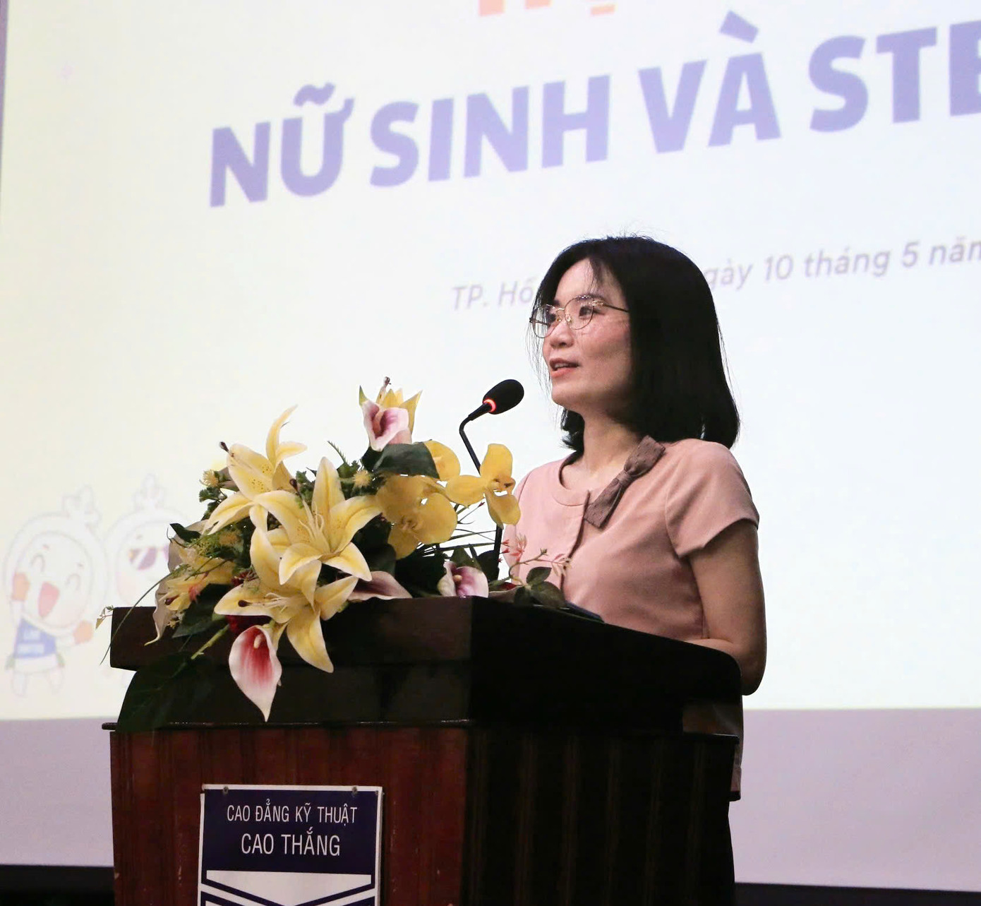 Bà Trần Vân Anh phát biểu tại chương trình. Bà Trần Vân Anh phát biểu tại chương trình.